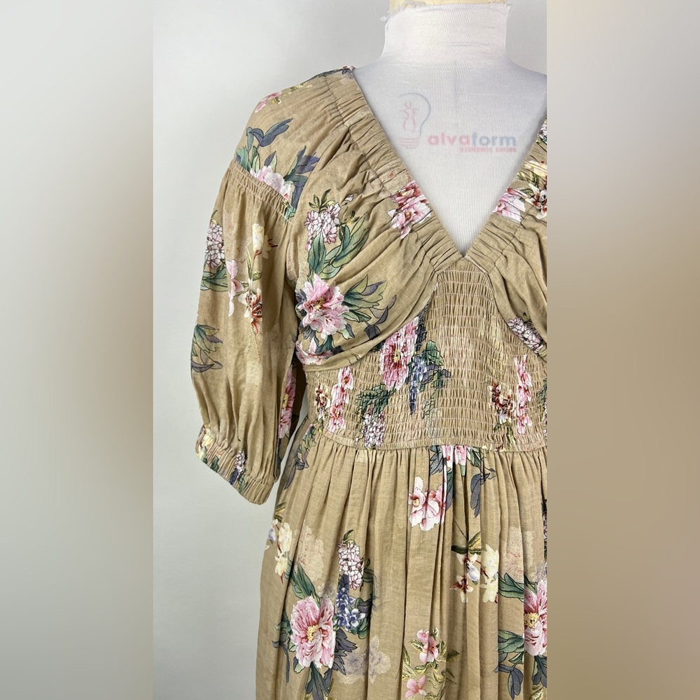 💚 3150. Empire Floral Tan Maxi Dress - Picture 3 of 9